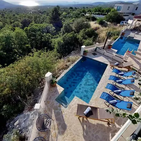 Mediterranea Seaview Primo - Four Bedroom * Primošten