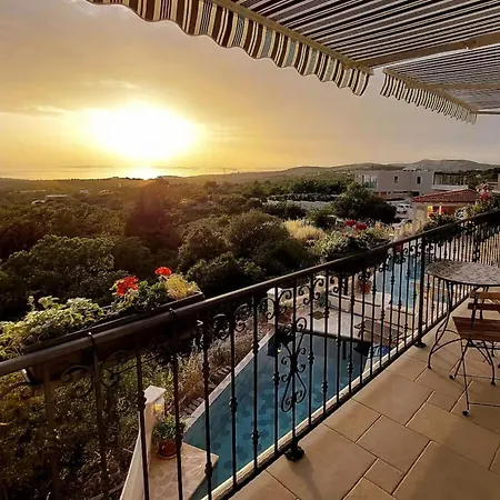 Mediterranea Seaview Primo - Four Bedroom Ferienhaus